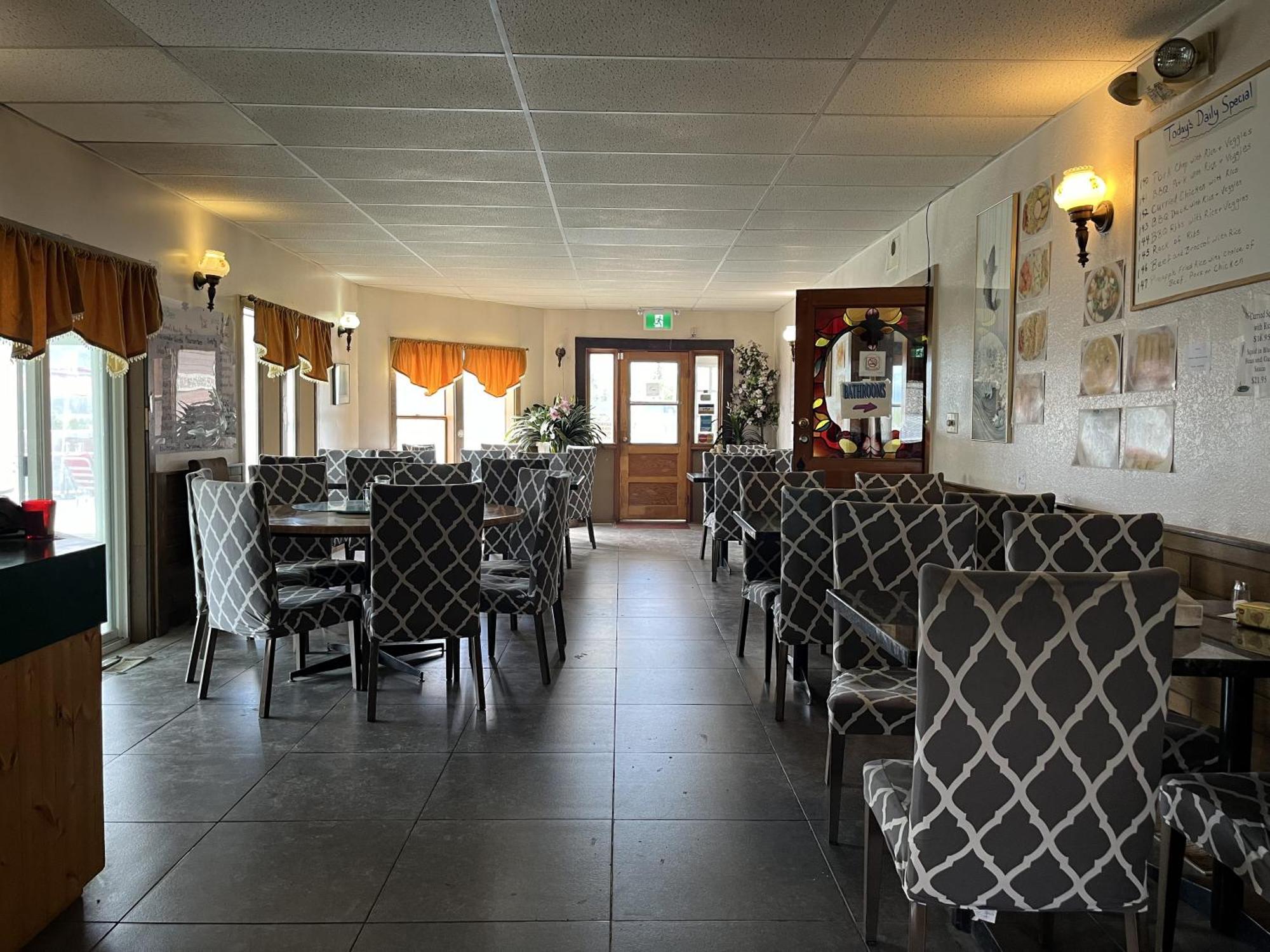 Kluane Park Inn Хейнс Джънкшън Екстериор снимка